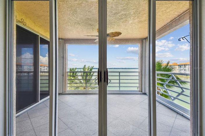 Image No.41-2 Bed Property for sale