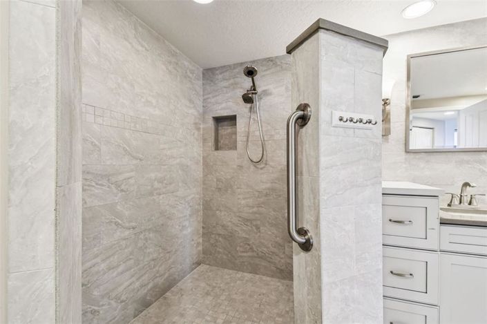 Image No.53-2 Bed Property for sale