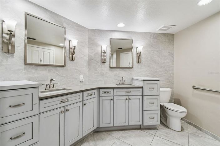 Image No.55-2 Bed Property for sale