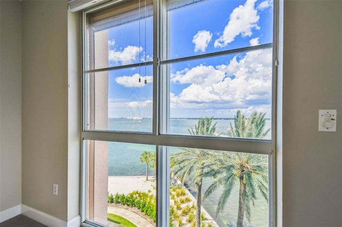 Image No.65-2 Bed Property for sale