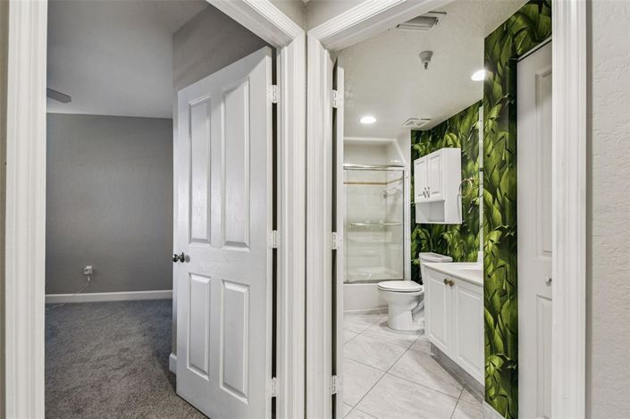 Image No.68-2 Bed Property for sale