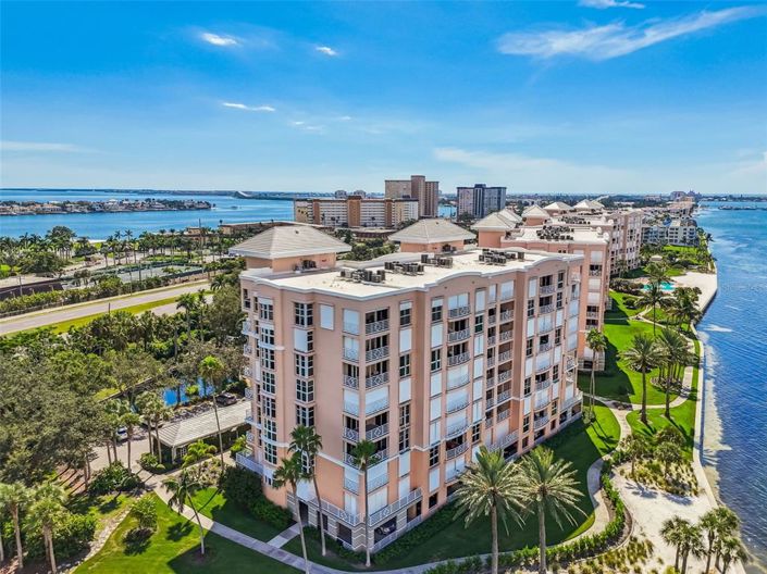 Image No.94-2 Bed Property for sale