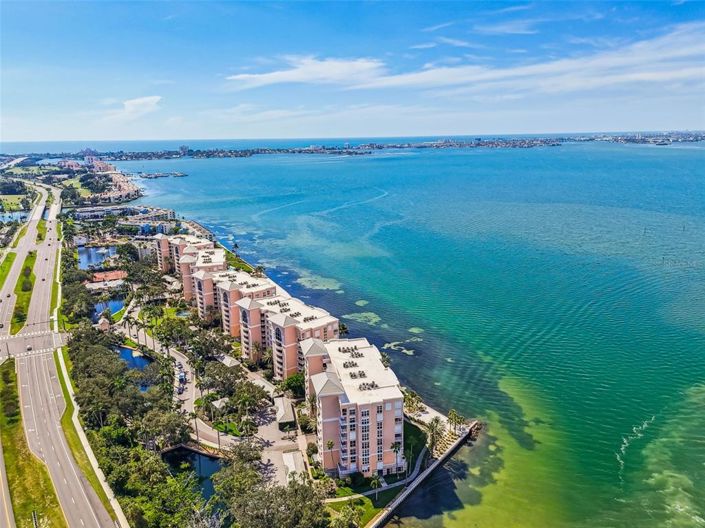 Image No.99-2 Bed Property for sale