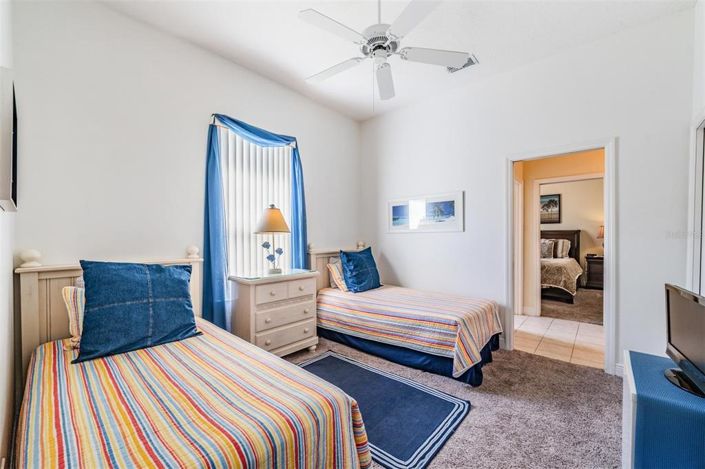 Image No.32-5 Bed Property for sale