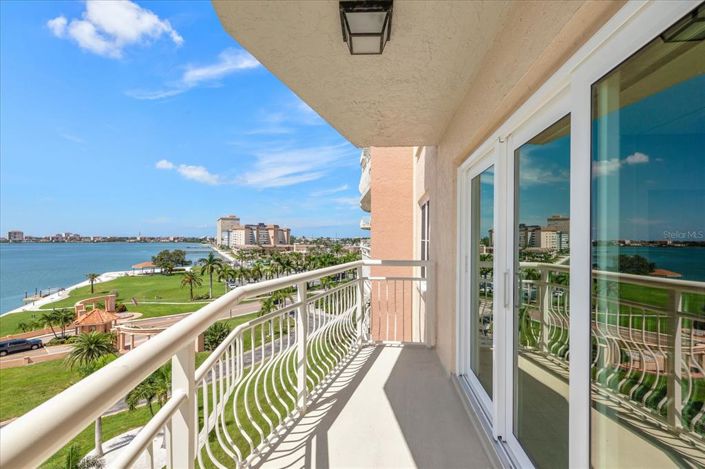 Image No.20-1 Bed Property for sale