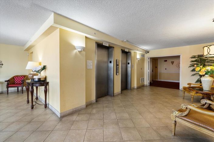 Image No.4-1 Bed Property for sale