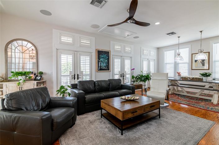 Image No.8-Propriété de 3 chambres à vendre à Treasure Island