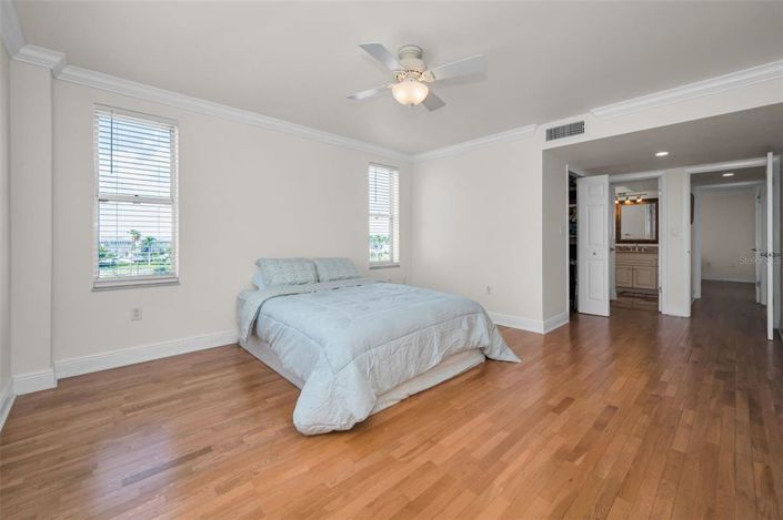 Image No.17-2 Bed Property for sale