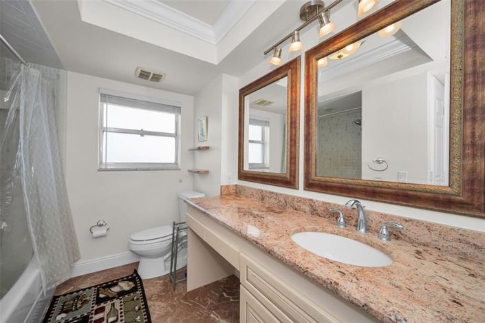 Image No.18-2 Bed Property for sale