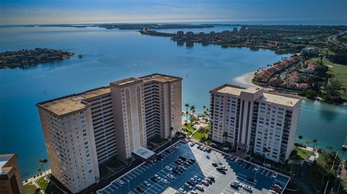 Image No.24-2 Bed Property for sale