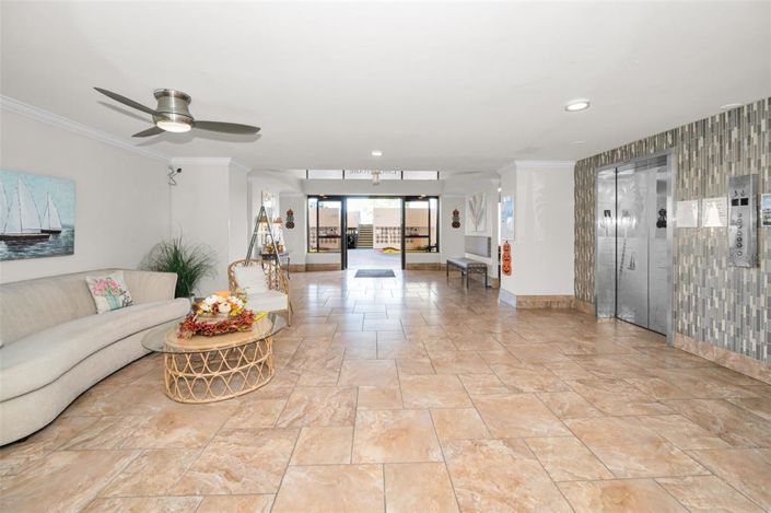 Image No.27-2 Bed Property for sale