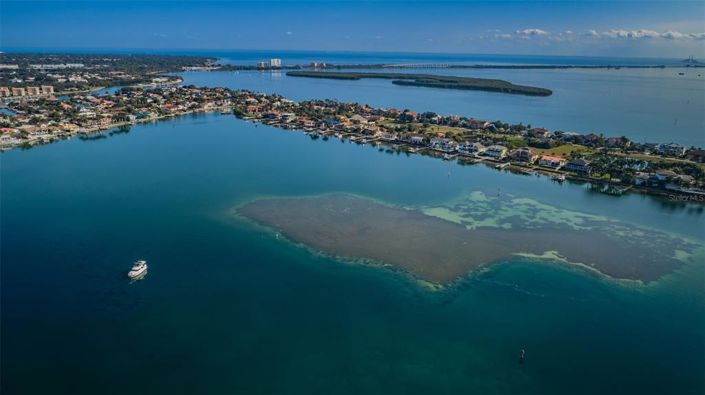 Image No.33-2 Bed Property for sale