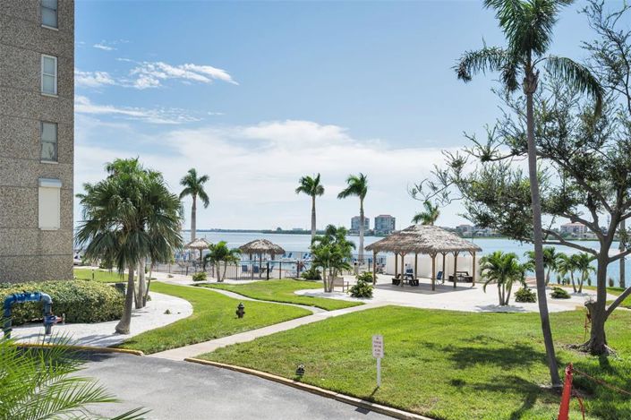 Image No.34-2 Bed Property for sale