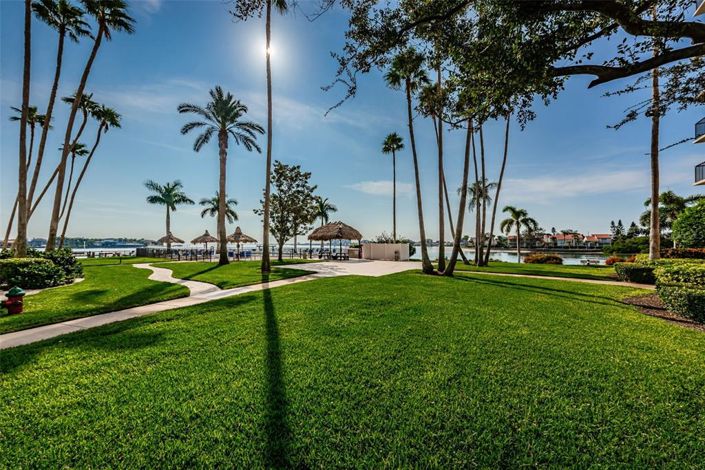 Image No.37-2 Bed Property for sale