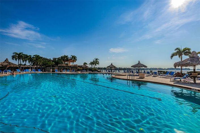 Image No.58-2 Bed Property for sale