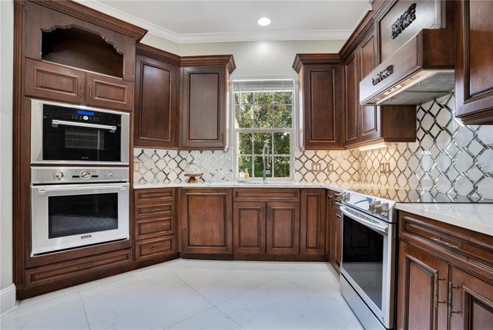 Image No.29-4 Bed Property for sale