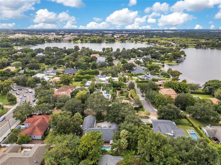 Image No.65-4 Bed Property for sale