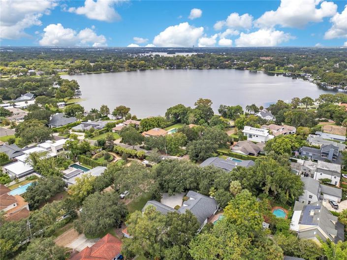 Image No.66-4 Bed Property for sale