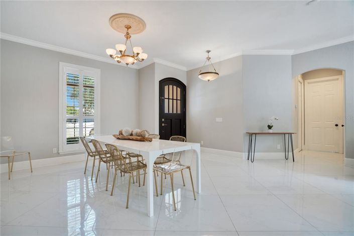 Image No.7-4 Bed Property for sale