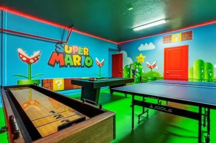 Image No.48-15 Bed Property for sale