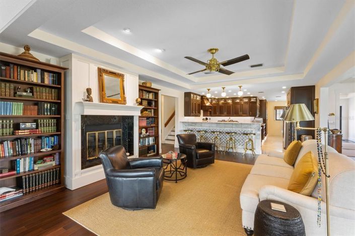 Image No.23-5 Bed Property for sale