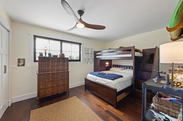 Image No.51-5 Bed Property for sale