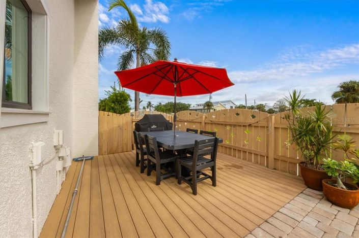 Image No.61-5 Bed Property for sale