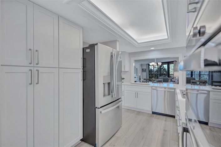 Image No.17-2 Bed Property for sale