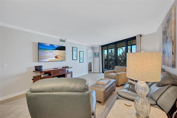 Image No.26-2 Bed Property for sale