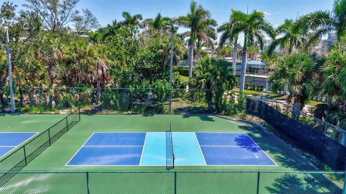 Image No.68-2 Bed Property for sale