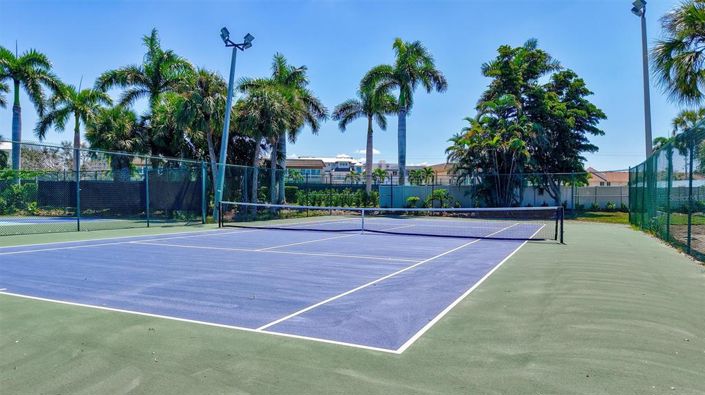 Image No.69-2 Bed Property for sale