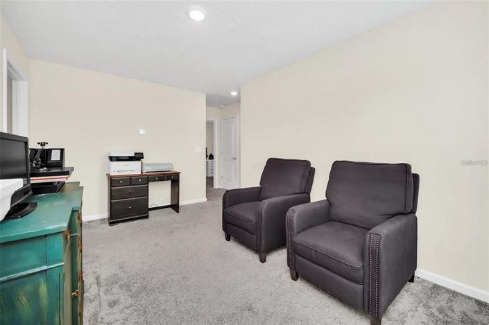 Image No.19-6 Bed Property for sale