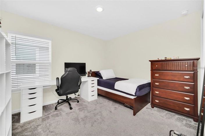 Image No.23-6 Bed Property for sale