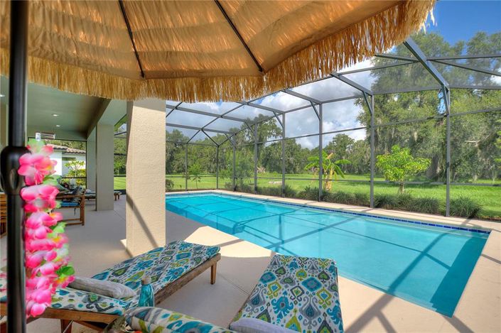 Image No.32-6 Bed Property for sale