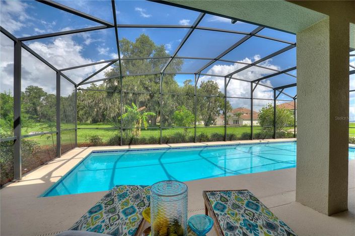 Image No.33-6 Bed Property for sale