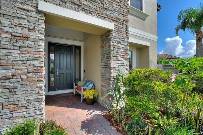 Image No.5-6 Bed Property for sale