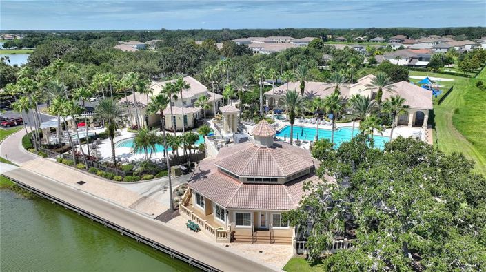 Image No.63-6 Bed Property for sale