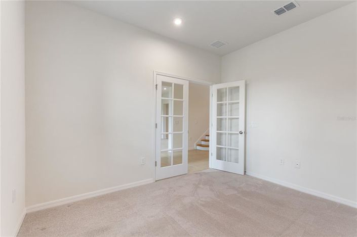 Image No.8-6 Bed Property for sale