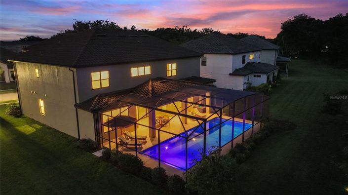 Image No.83-6 Bed Property for sale