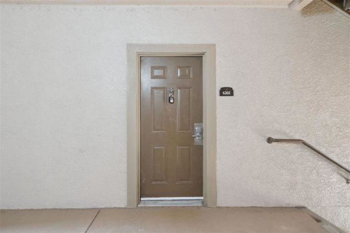 Image No.2-Propriété de 2 chambres à vendre à Davenport