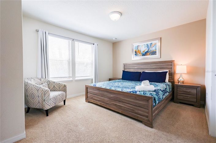 Image No.12-5 Bed Property for sale