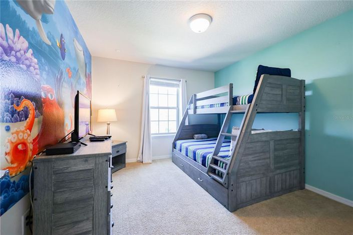 Image No.27-5 Bed Property for sale