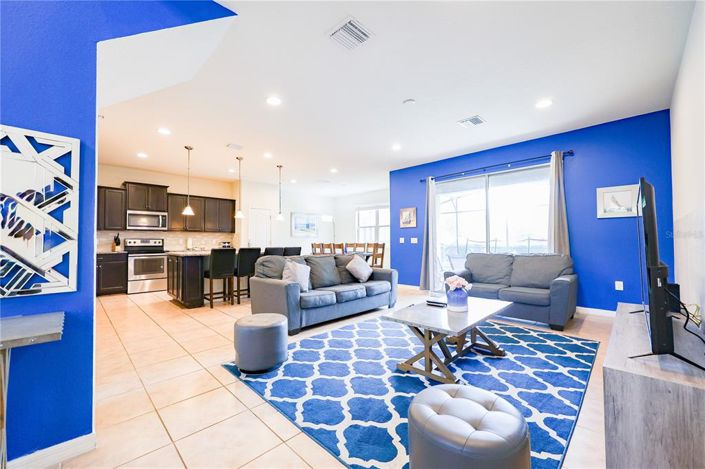 Image No.3-5 Bed Property for sale