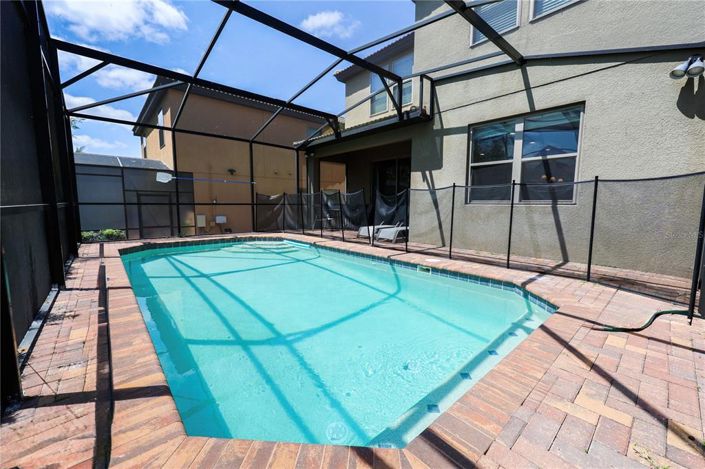 Image No.35-5 Bed Property for sale