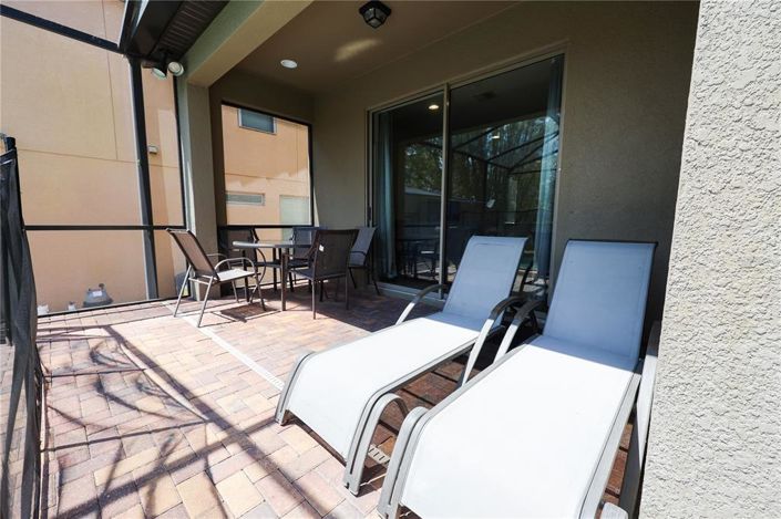 Image No.36-5 Bed Property for sale