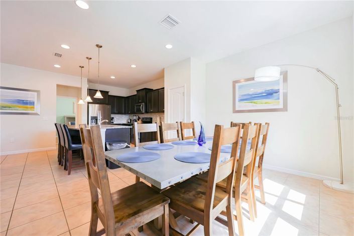 Image No.38-5 Bed Property for sale