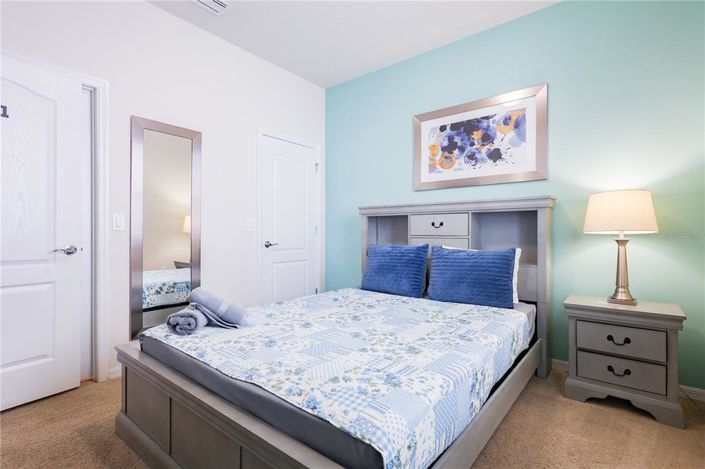 Image No.9-5 Bed Property for sale