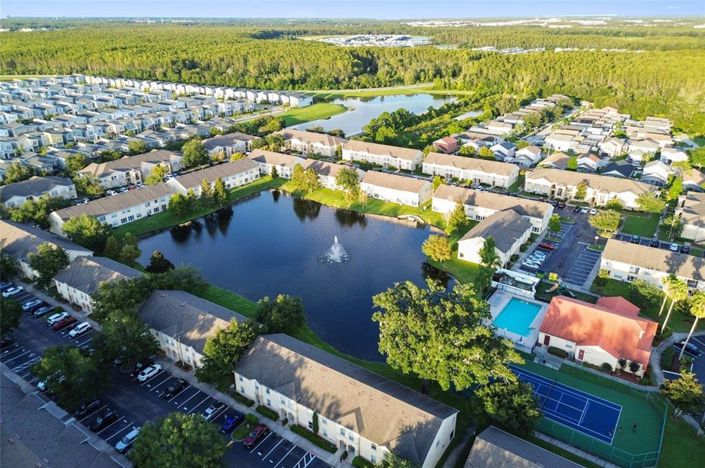 Image No.18-4 Bed Townhouse for sale