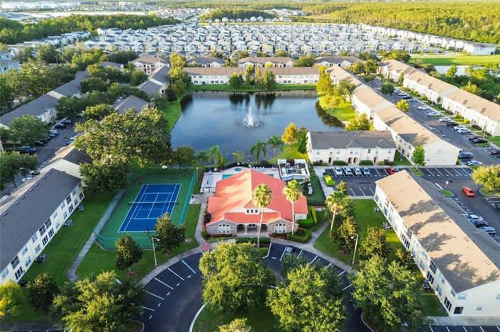 Image No.19-4 Bed Townhouse for sale