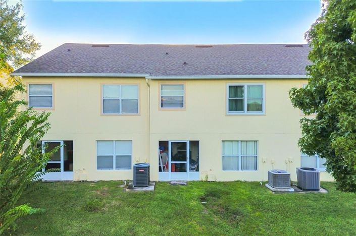 Image No.20-4 Bed Townhouse for sale